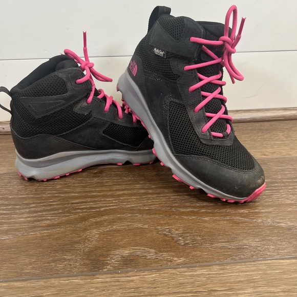 The North Face Other - Girls The North Face Hedgehog Hiker II
